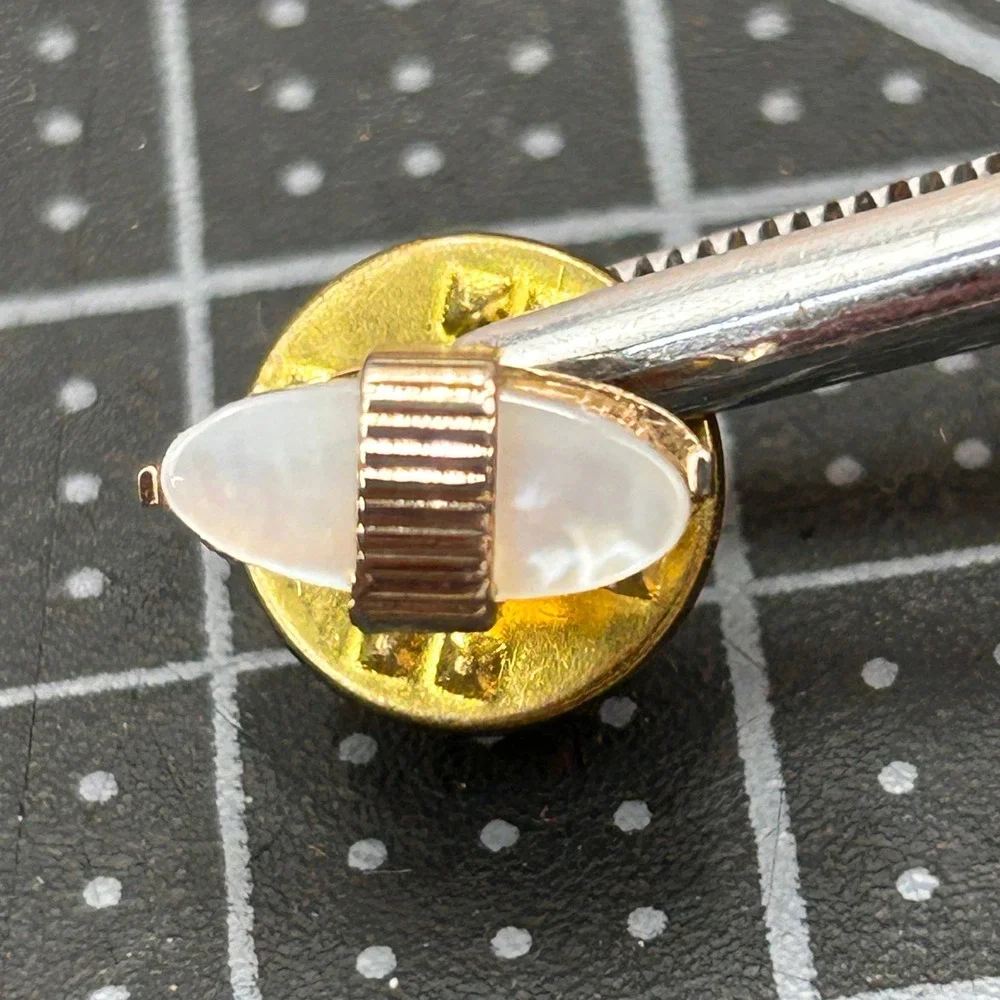 Swank Vintage Gold Tone Mother of Pearl‎ Oval Tie Tack Lapel Pin Ribbed Detail